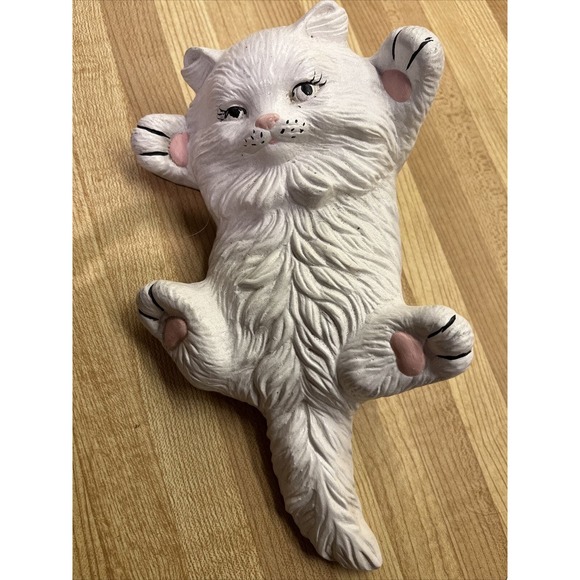 Vintage Playful Kitten On Back White Kitten Ceramic Figurine Kitty 1980s - Picture 2 of 6
